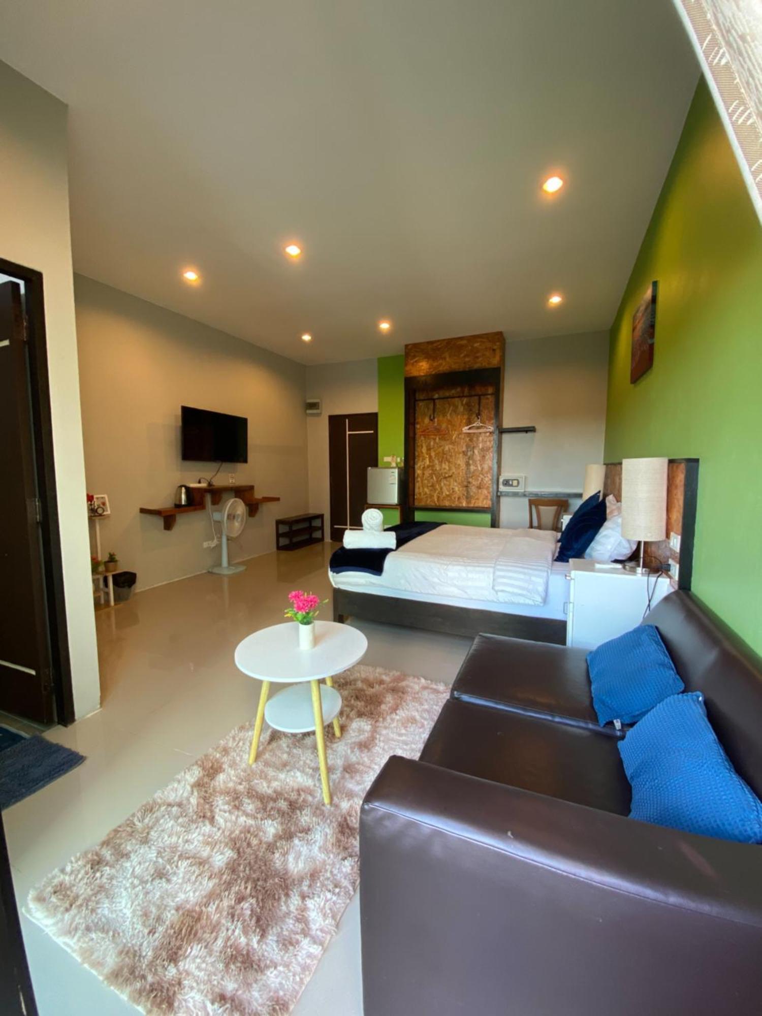 Maria'S Guest House, Restaurant & Bar Rawai Bagian luar foto